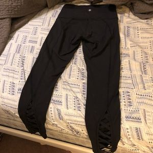 Black lululemon leggings